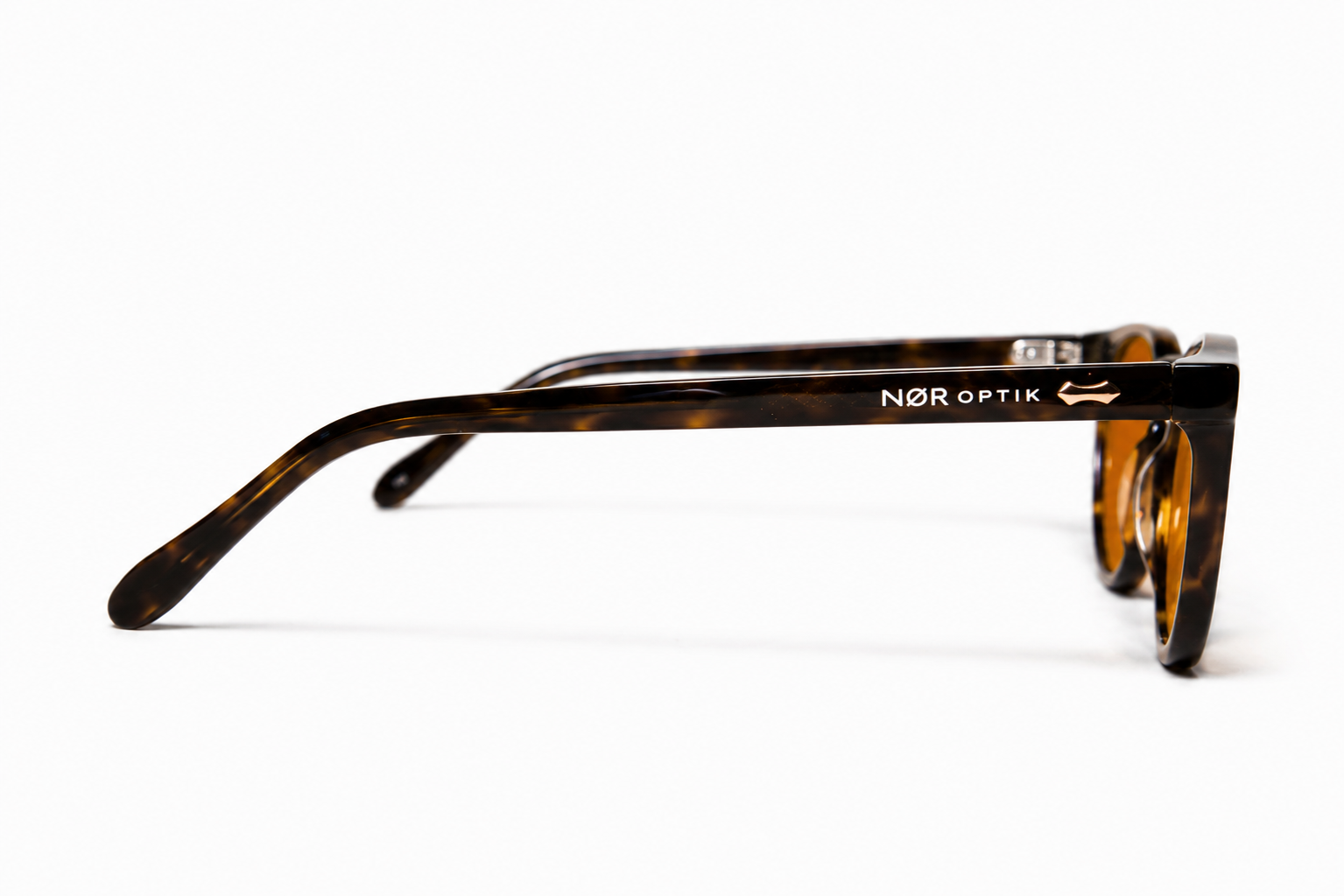 CLEAR TORTOISE SHELL